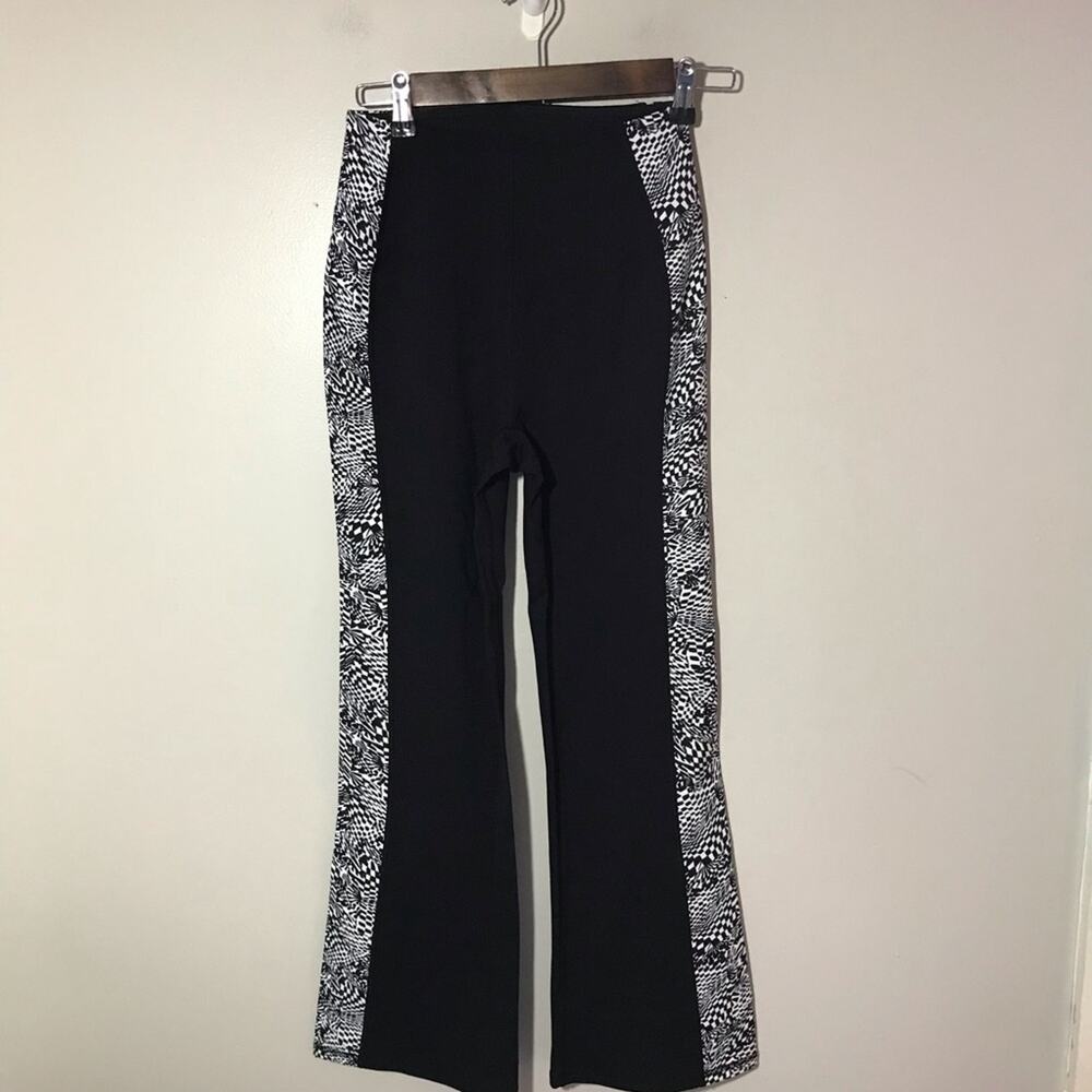 Free People Movement XS black white geometric flare leggings pants activewear